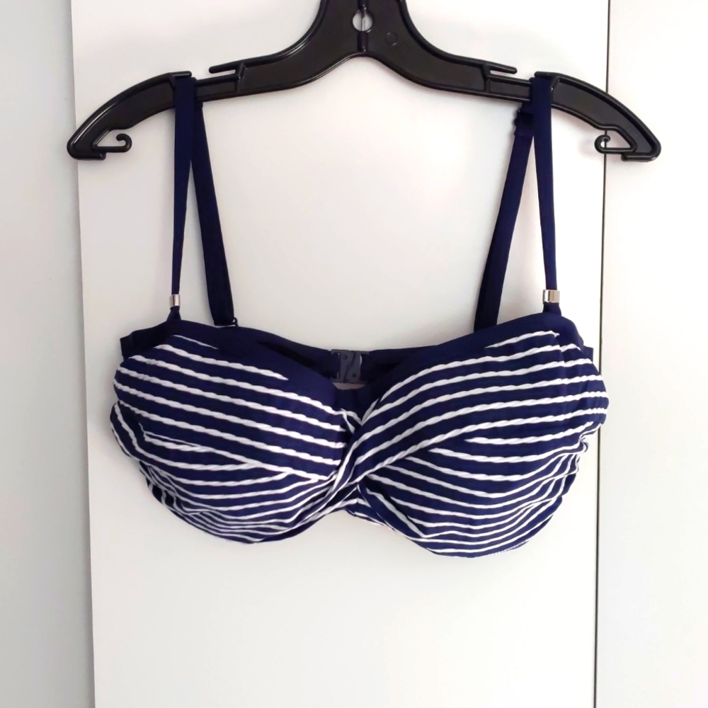 Fantasie San Remo Underwire, Padded  Bikini Top. Navy/White. Multiple size